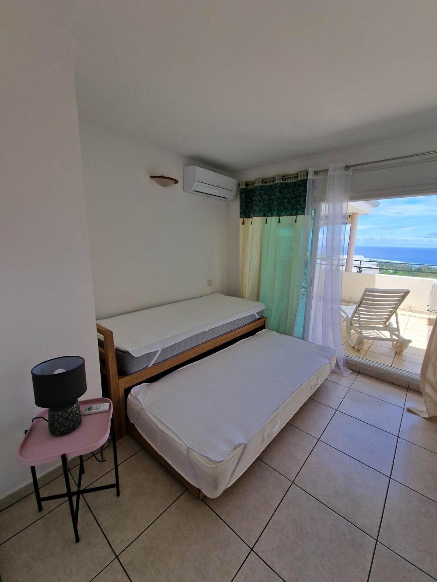 Appartement Villa Sur Le Toit, Vue Mer Сен-Жиль-ле-Бэн Экстерьер фото